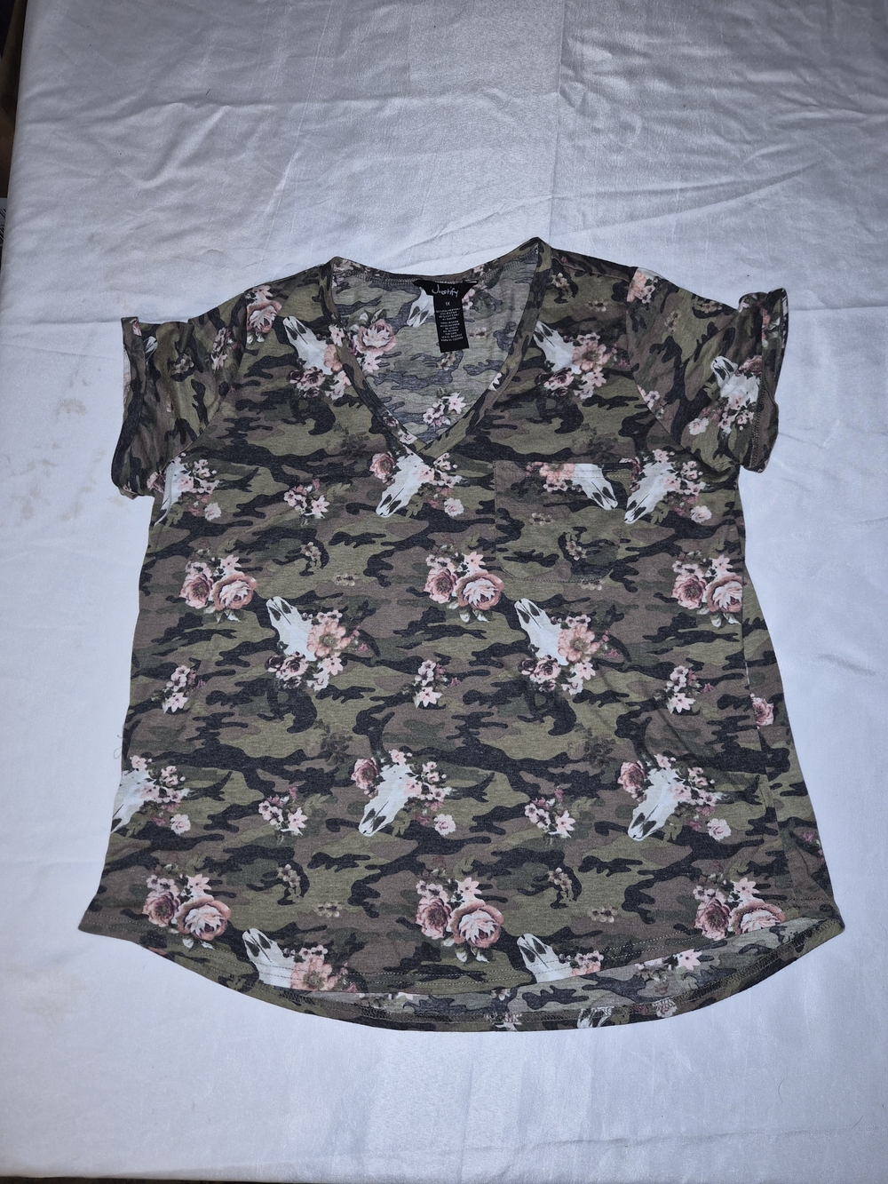 Justify Olive Camo Floral V-Neck Short Sleeve Top